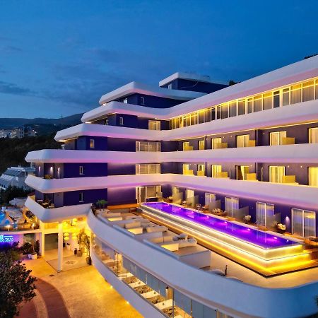 Regina Blu Hotel Radhime Exterior photo