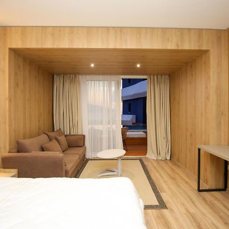 Regina Blu Hotel Radhime Exterior photo